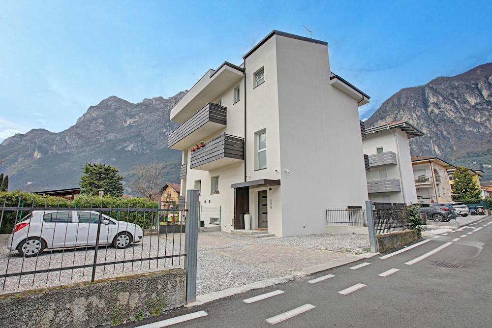 Thomas's House