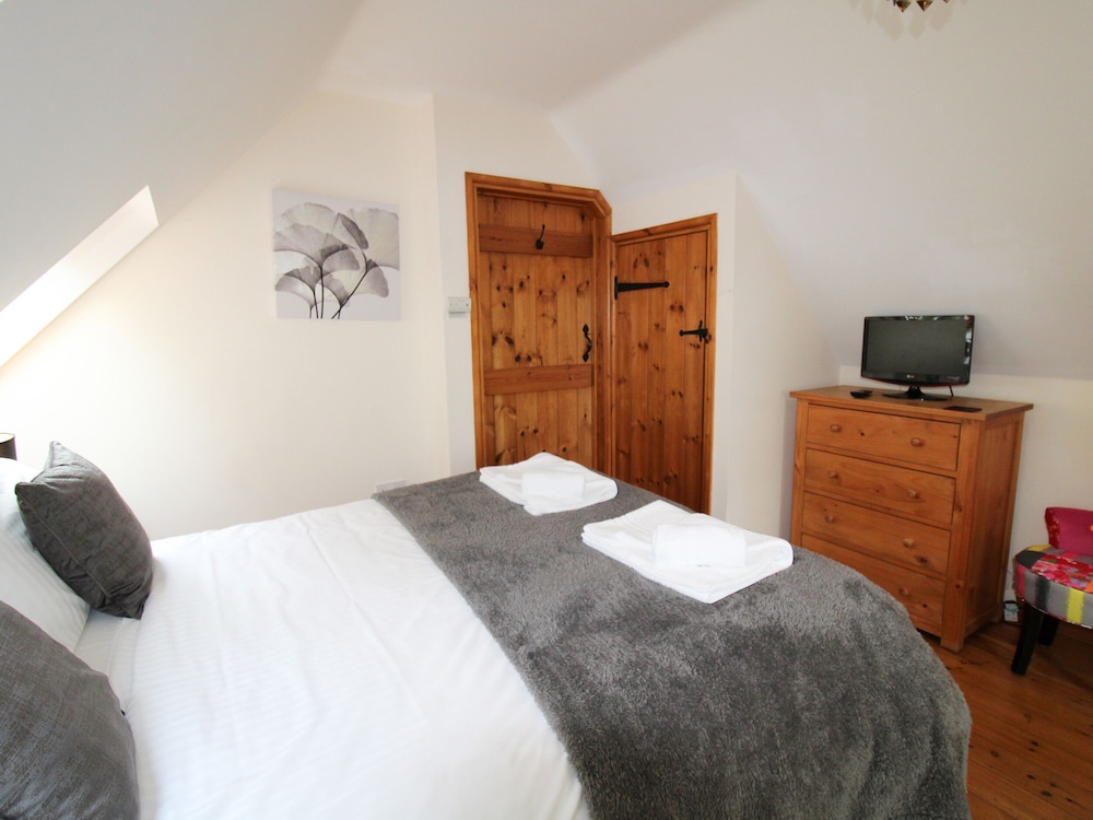 Ash Lodge