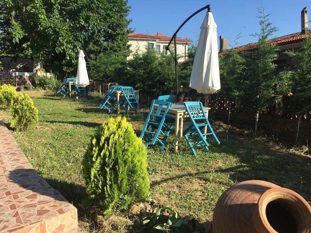 Photo 14