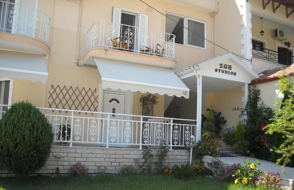 Zoe's Studios