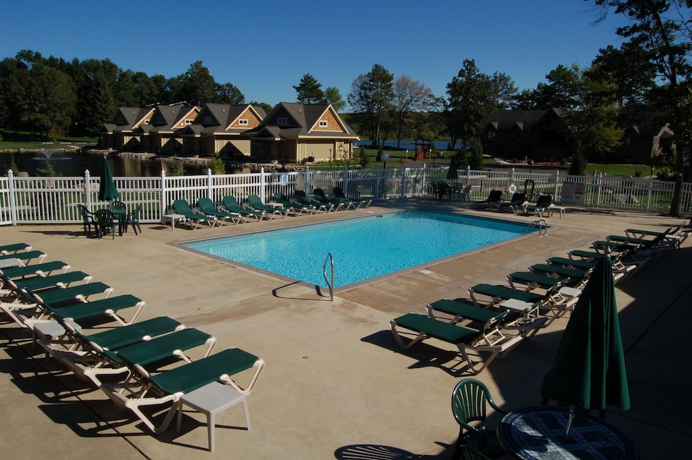 Kavanaugh's Sylvan Lake Resort