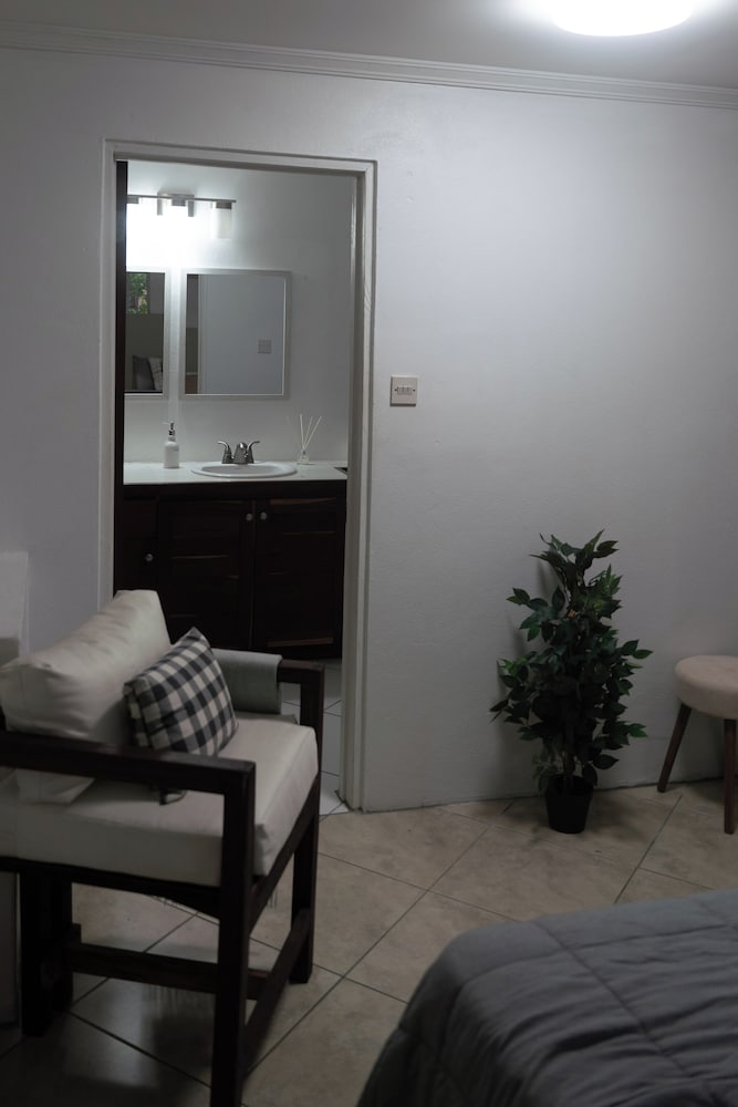 Sundrift Apartments