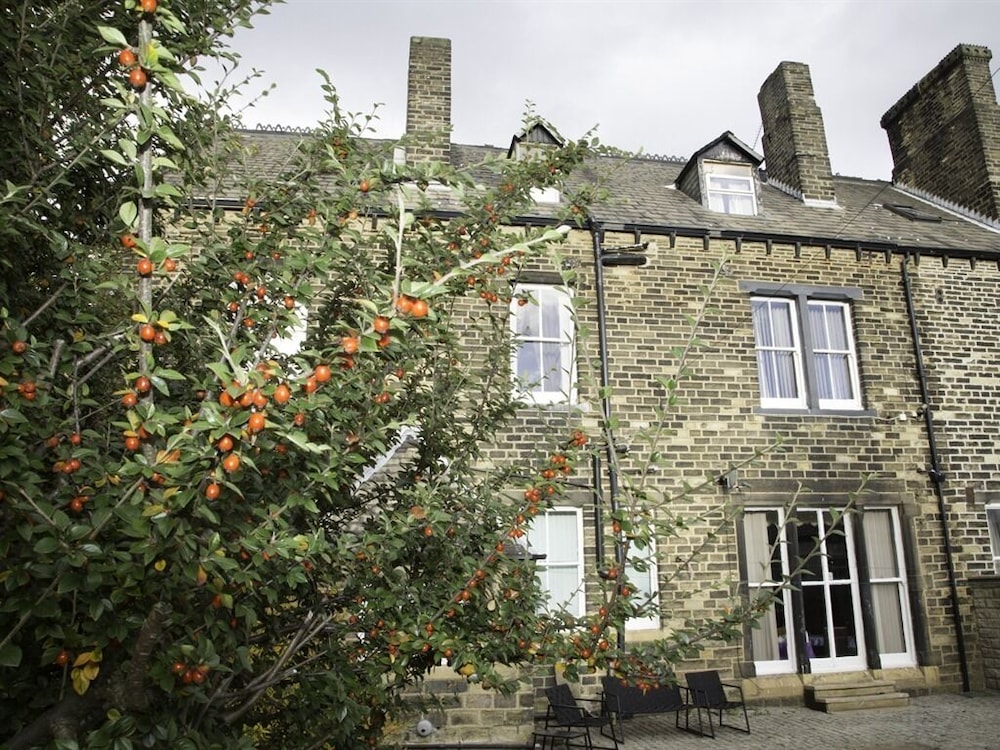 Ashfield Hotel