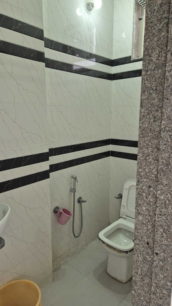 Shree Hanuman Hotel