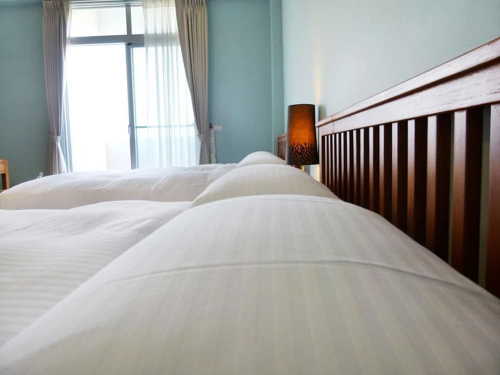 Down-Home Hotel view 3