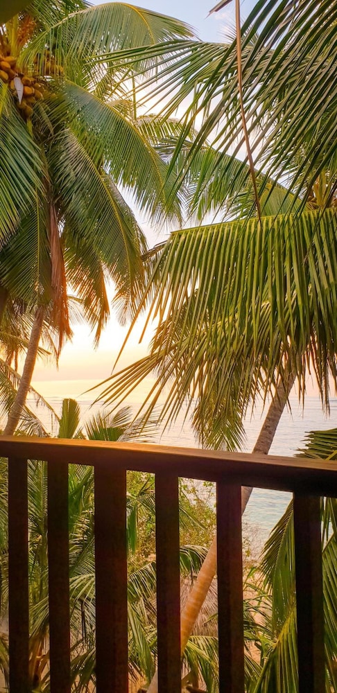 Thundi Sea View