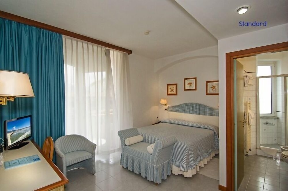 Hotel Eden