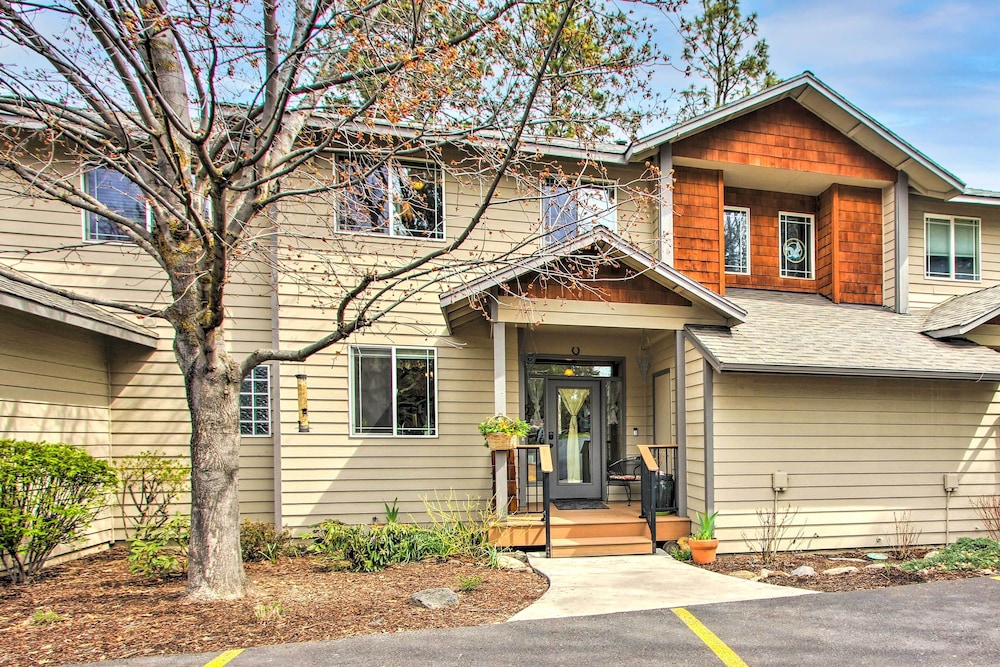 Stunning Townhome Near Upper Klamath Lake!