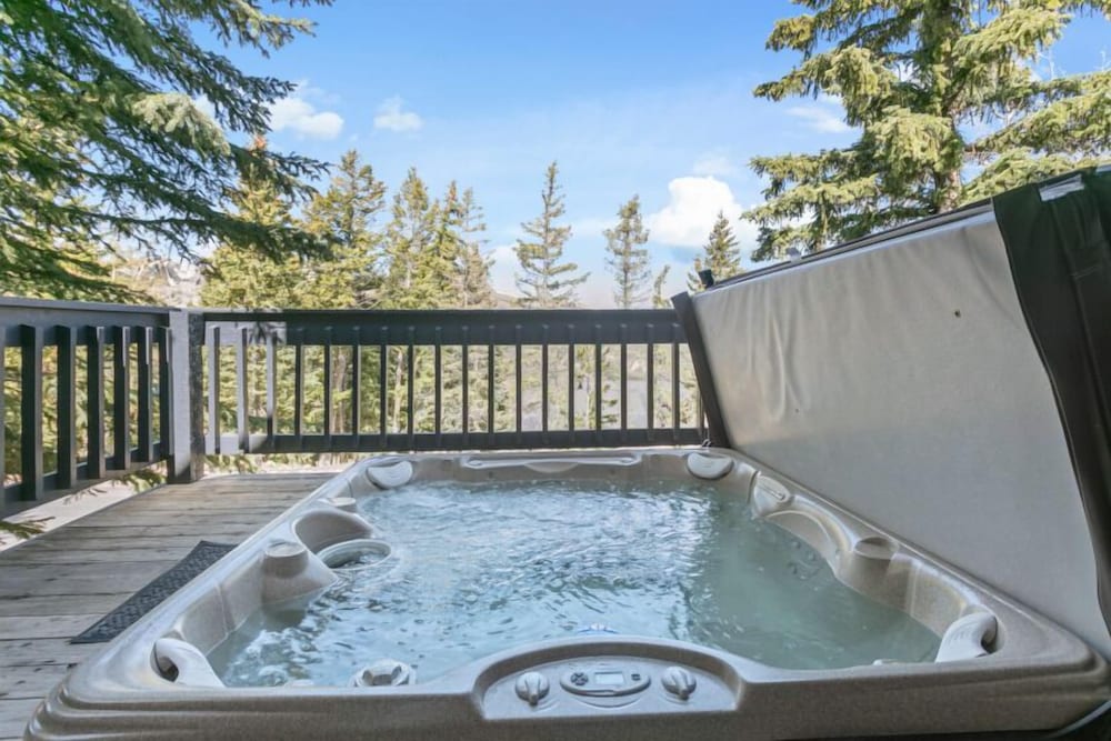 107 - Three Bedroom with Spa Ridgepoint 3 Condo