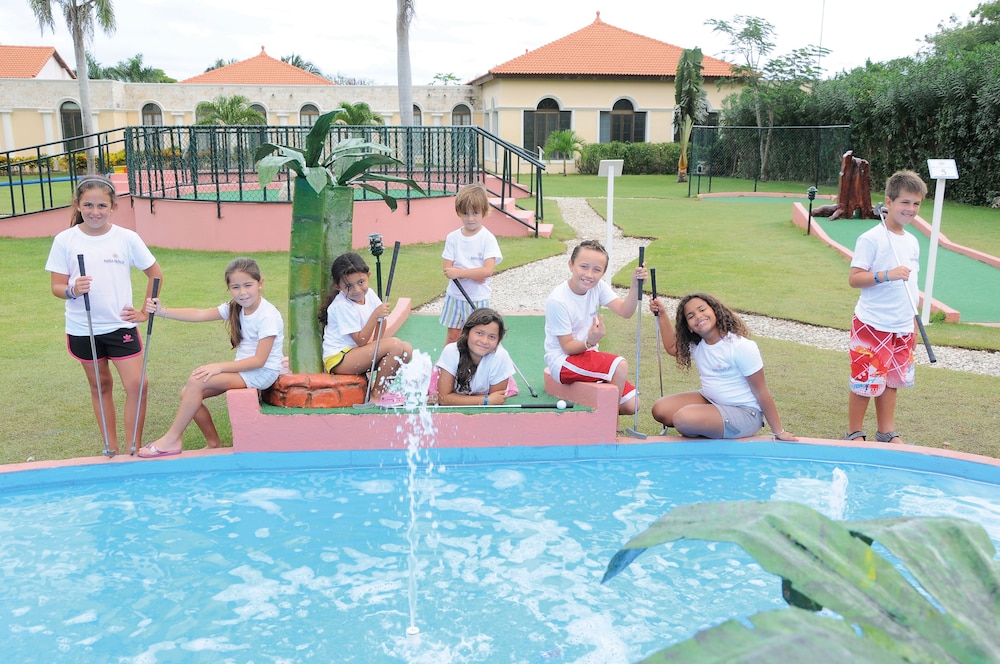 Bahia Principe Grand Turquesa - All Inclusive