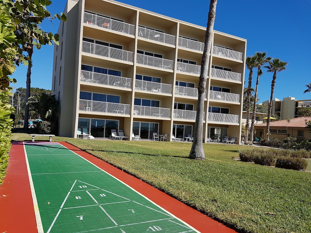 Hotel Turtle Crawl Inn - Image 1