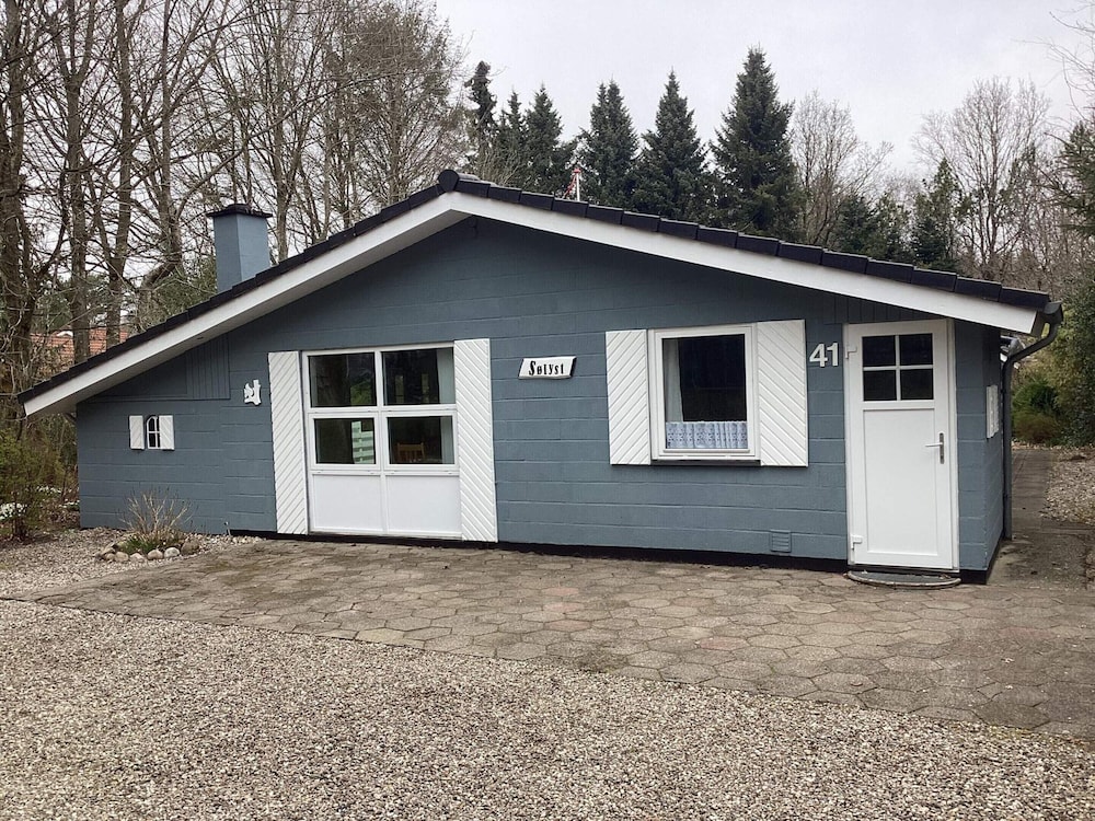 6 Person Holiday Home in Ansager