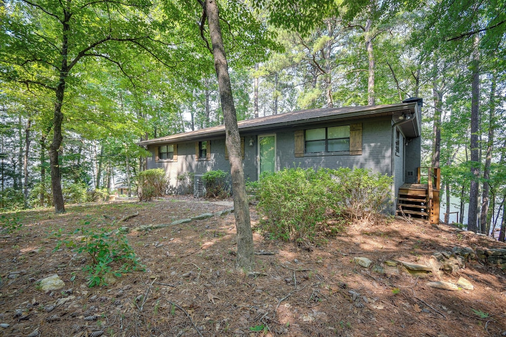 Spacious Alexander City Retreat w/ Private Dock! view 3