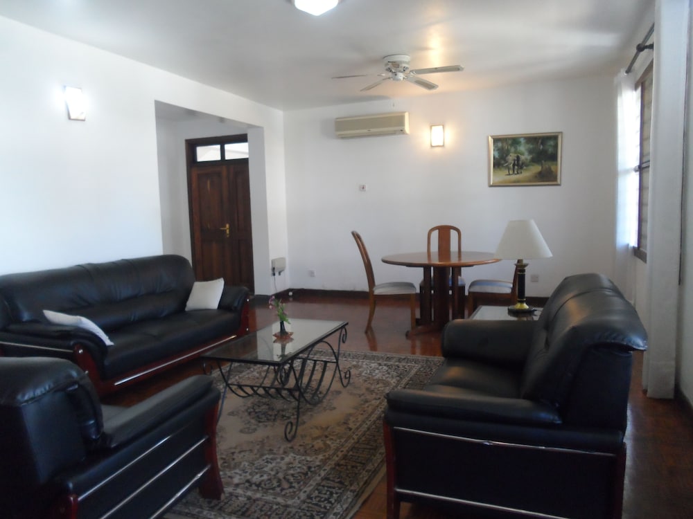 Upanga B&B - UN Road