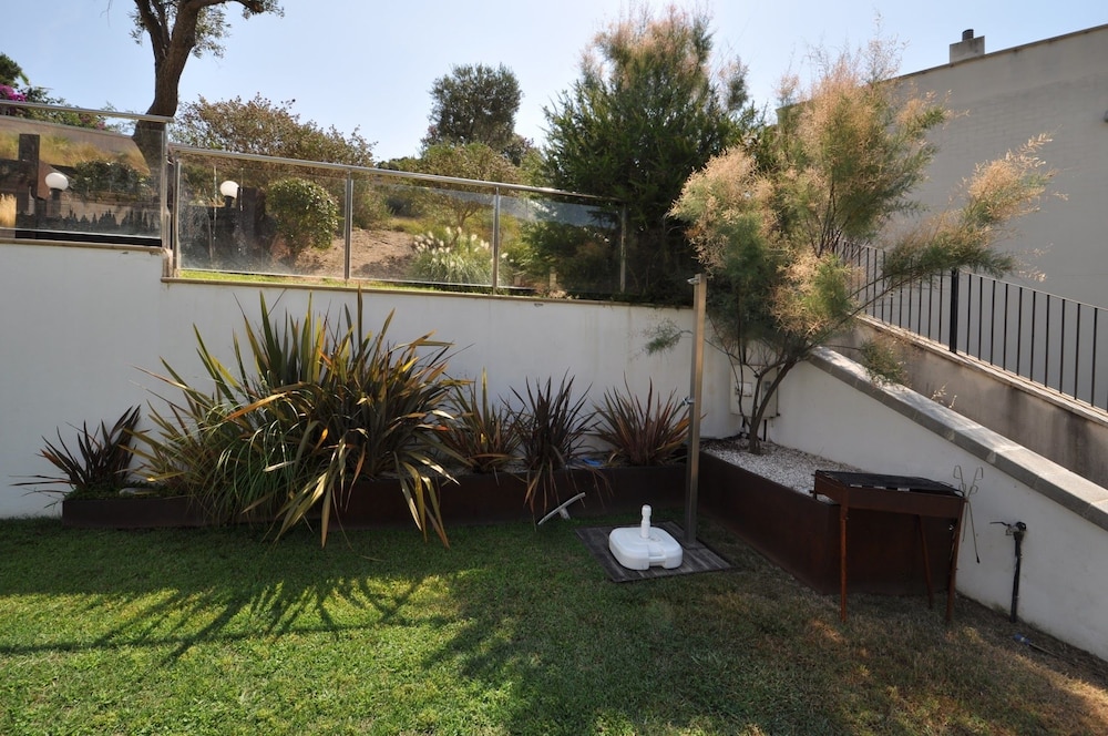 Photo 32