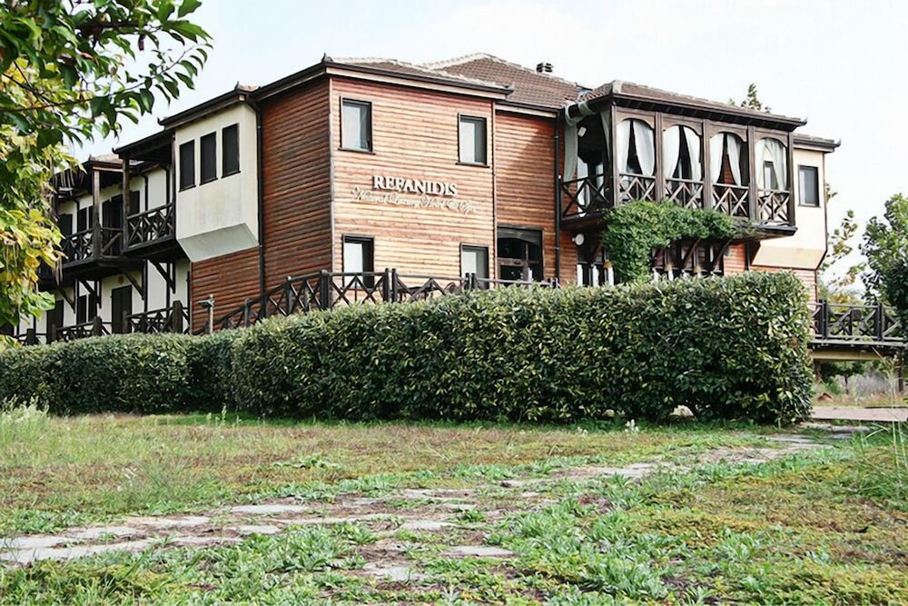Refanidis Natural Luxury Hotel
