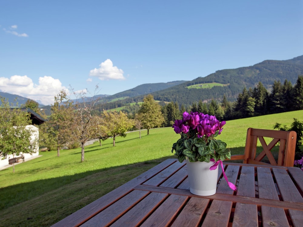 Charming Holiday Home in Huttau With Barbecue