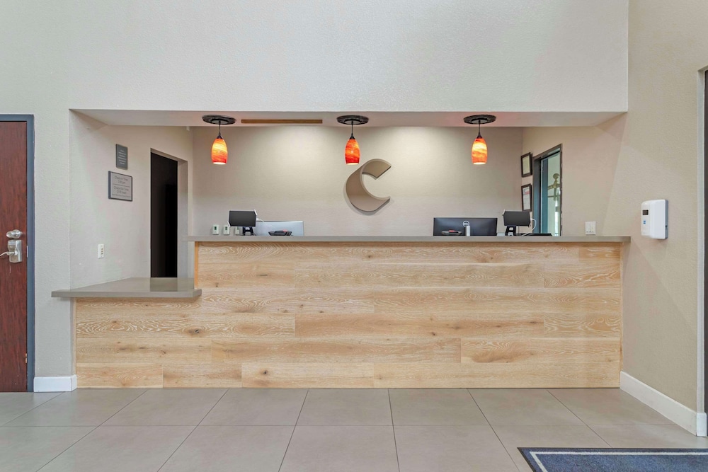 Comfort Suites Shenandoah-The Woodlands - Property Image 23