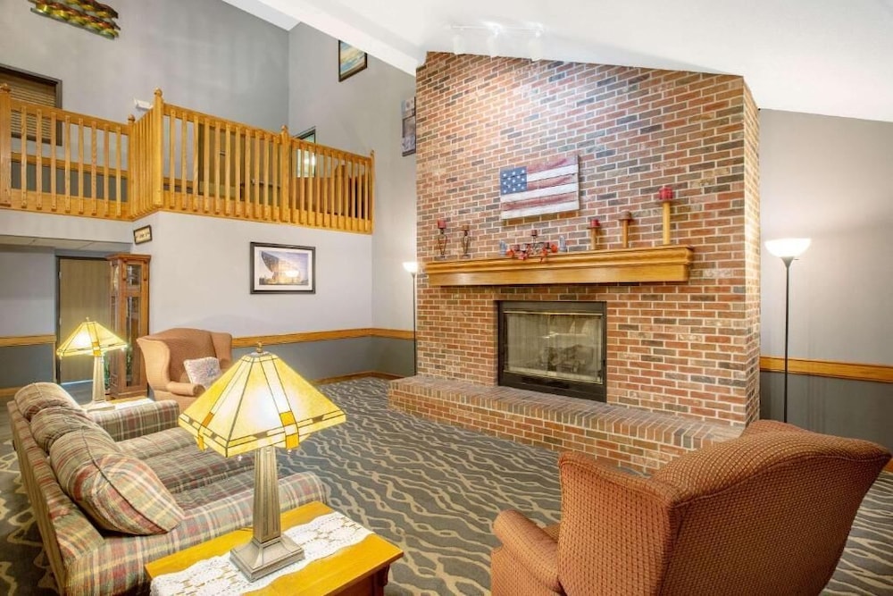 American Suites Coralville Iowa City
