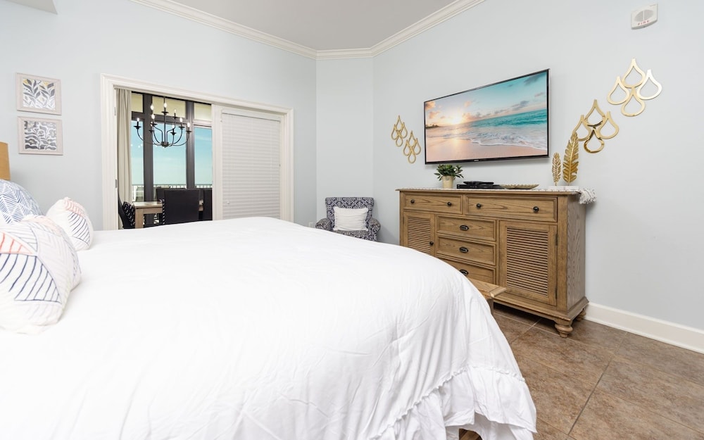 The Oasis 405 Formerly Phoenix West Ii 405 3 Bedroom Condo