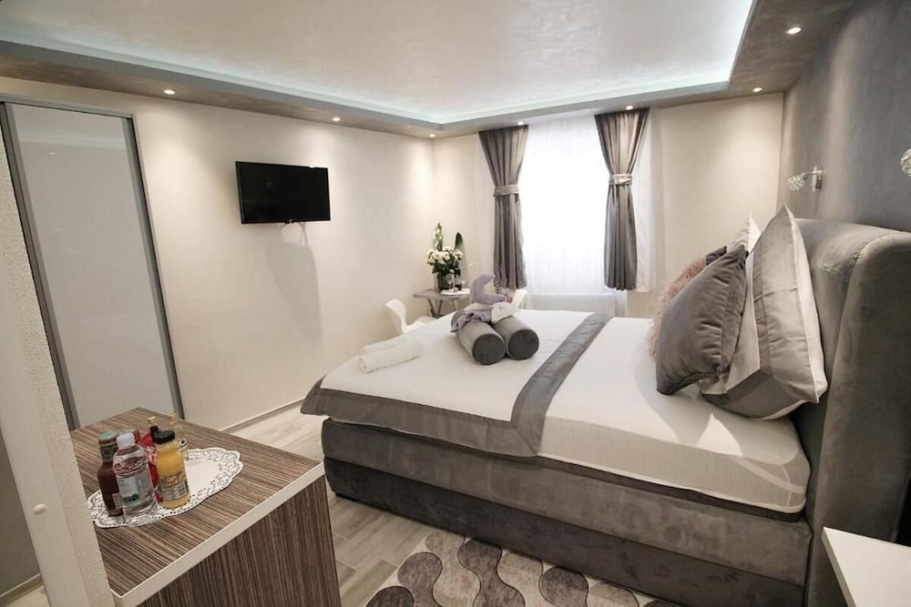 Alessio Premium Rooms photo 5