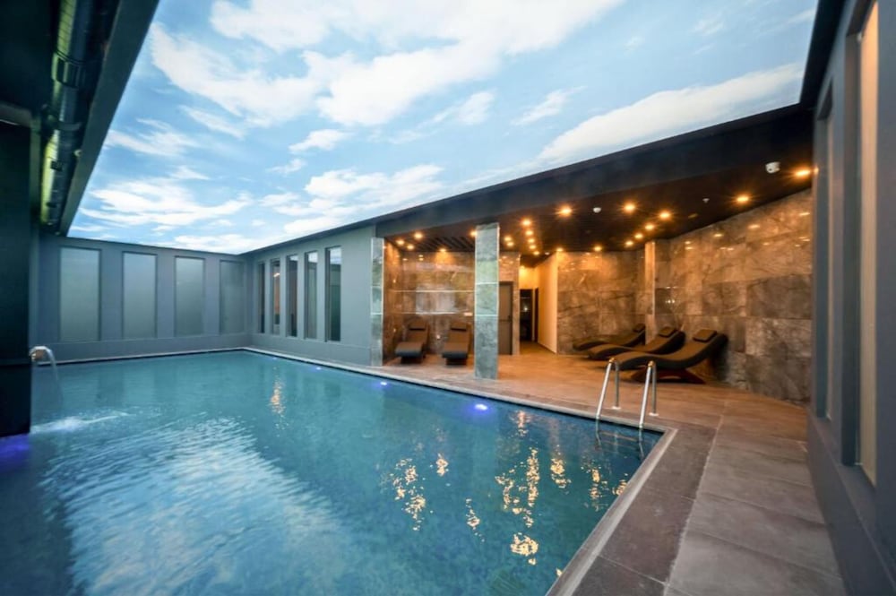 King City Otel - Image 33