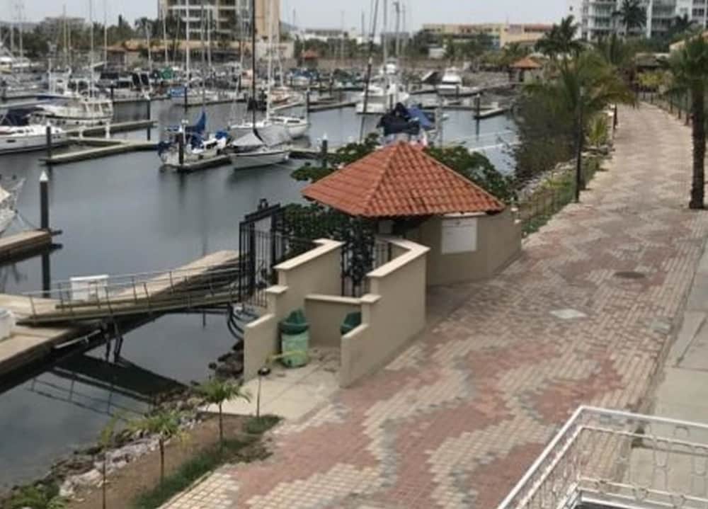Condo Veleros 64