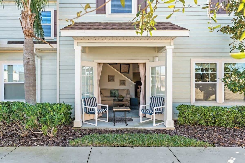 Cozy 4BR Retreat Near Orlando Attractions