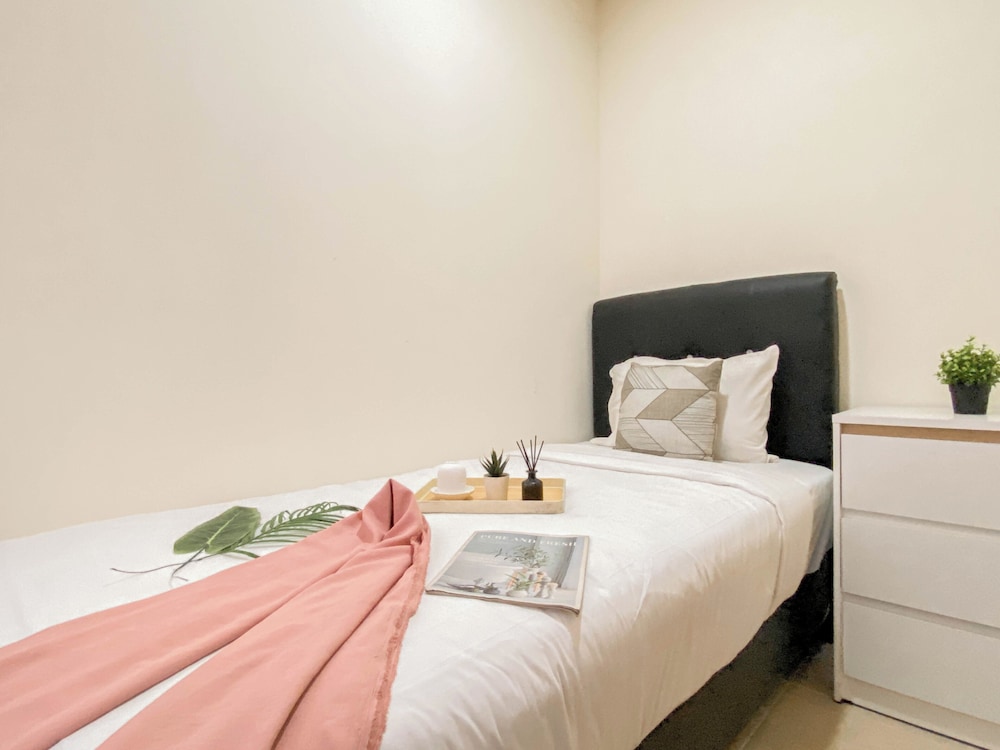 2Br Near Paramadina University At Meikarta Apartment