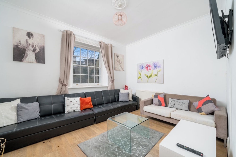 Classic Apartment Near Airport, 02 Arena, Drl, Excel Exhibition Centre