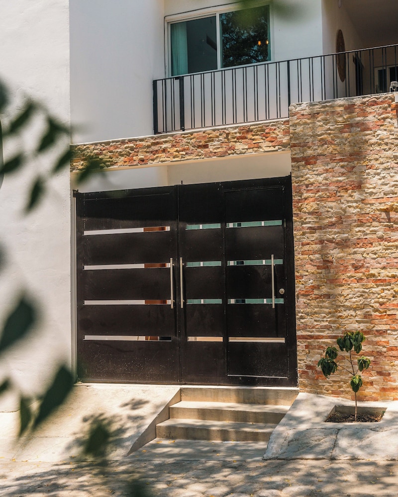 Hotel Casa Origen Huatulco - Image 1