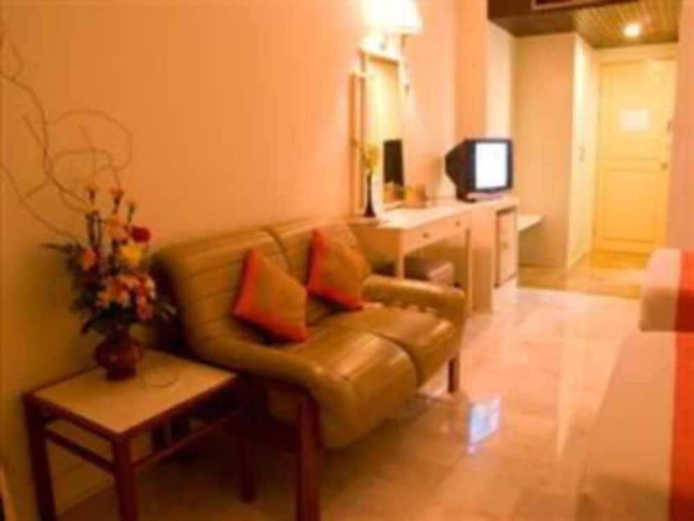Seeharaj Hotel Uttaradit