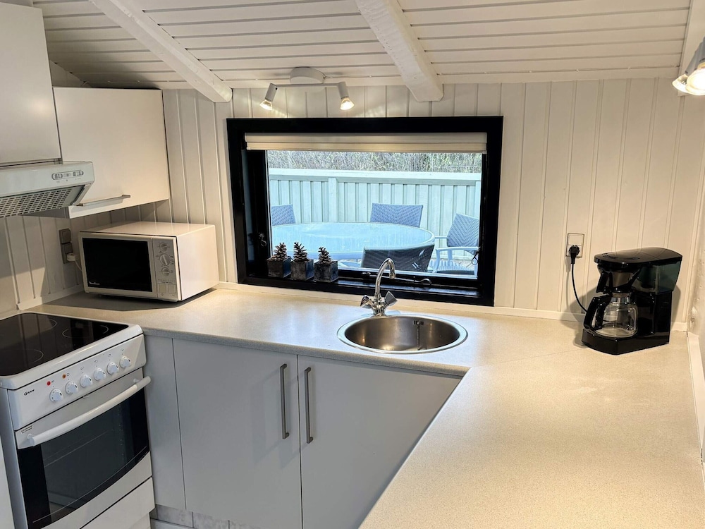 6 Person Holiday Home in Norre Nebel