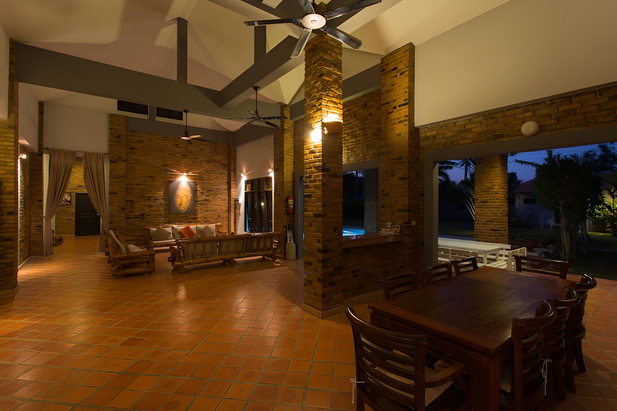 Baan Oriental