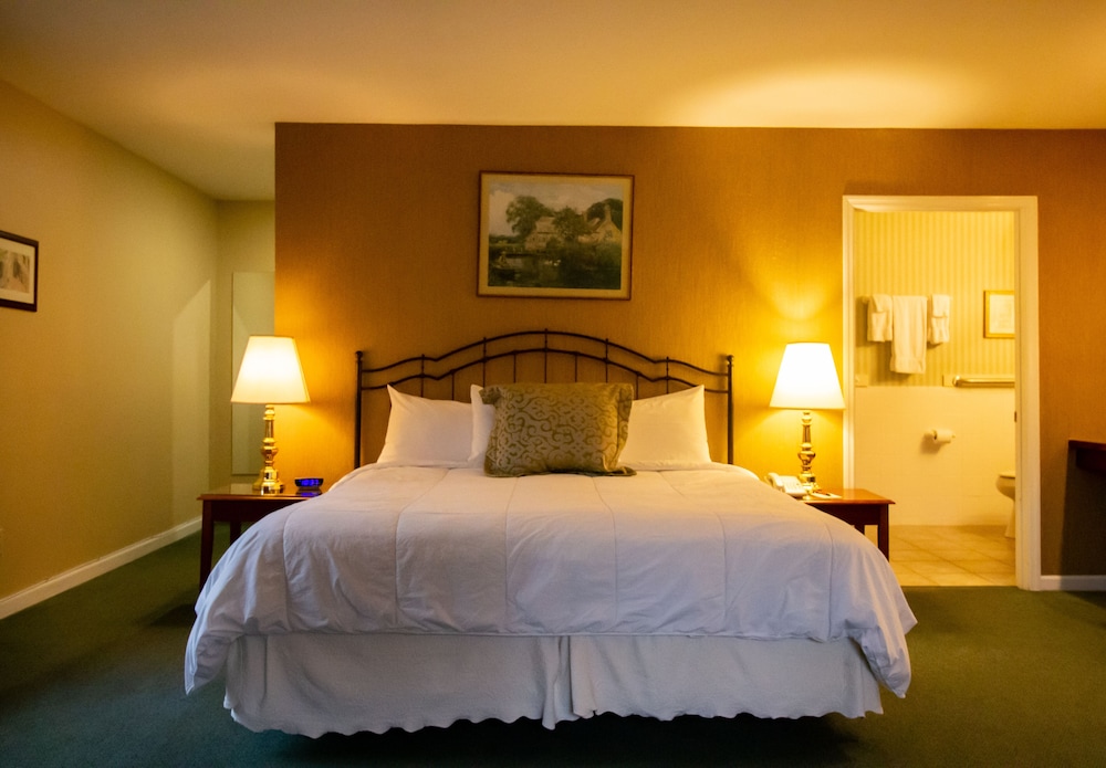 Delamater Inn
