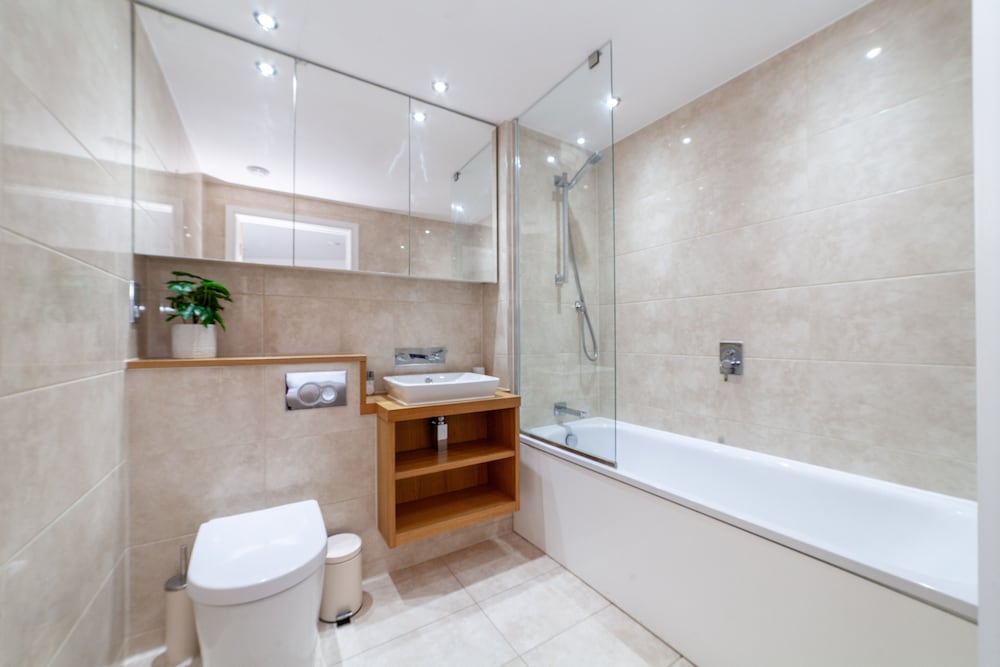 3 Bed Flat by Limehouse Basin