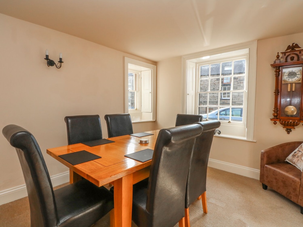 Hillcrest view 4