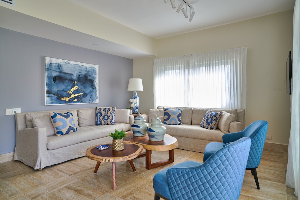 Costa Atlantica Beach Condos