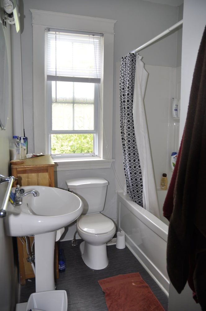 Moncton Suites - 79 Maple Street - Image 5