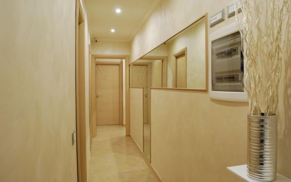 Apartrooms76