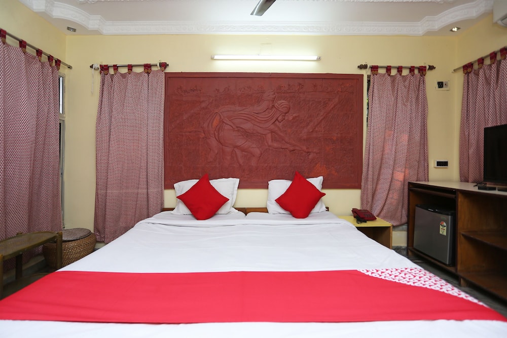 OYO 24727 Rater Tara Diner Rabi Guest House view 4