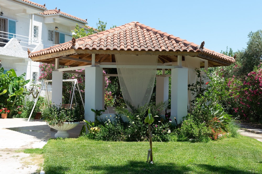 Villa Mantalena photo 3