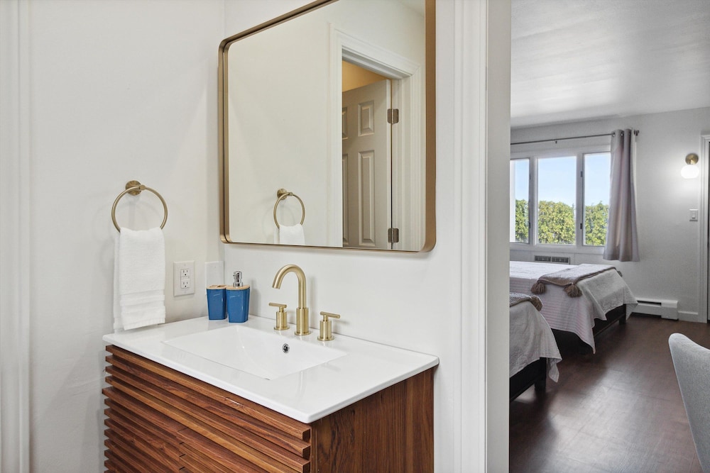 Bay Inn of Petoskey, photo 241