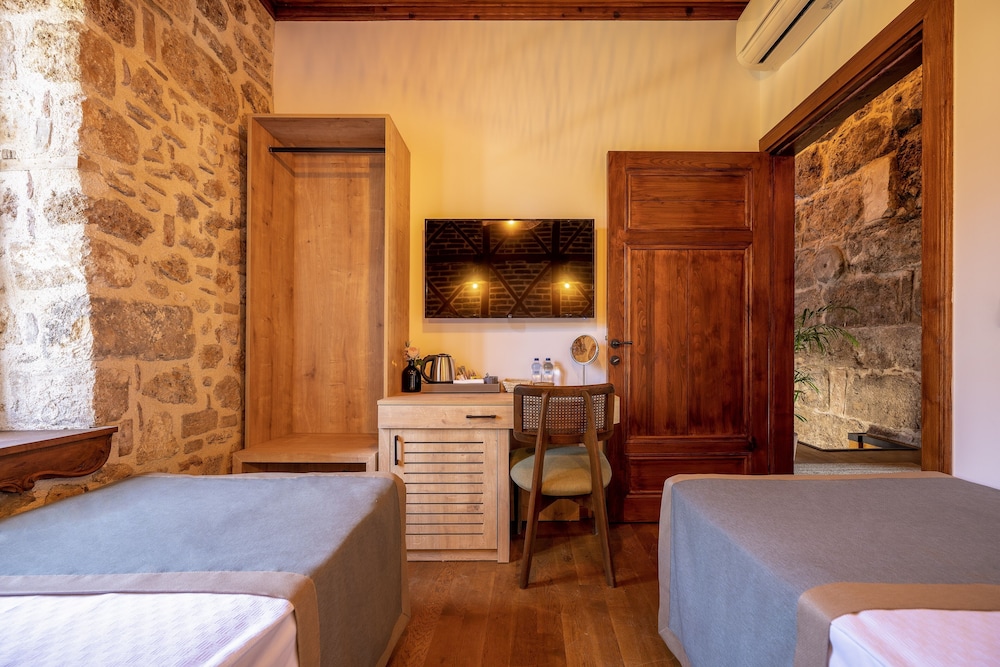 Route Otel Kaleiçi - Image 42