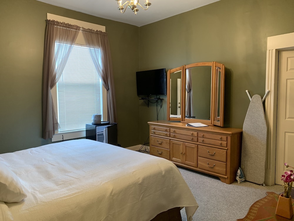 The Hotel Belvidere