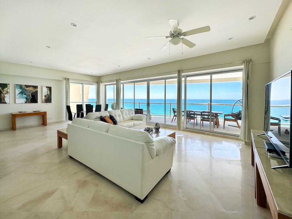 Serenity by the Sea Stunning Beachfront Condo