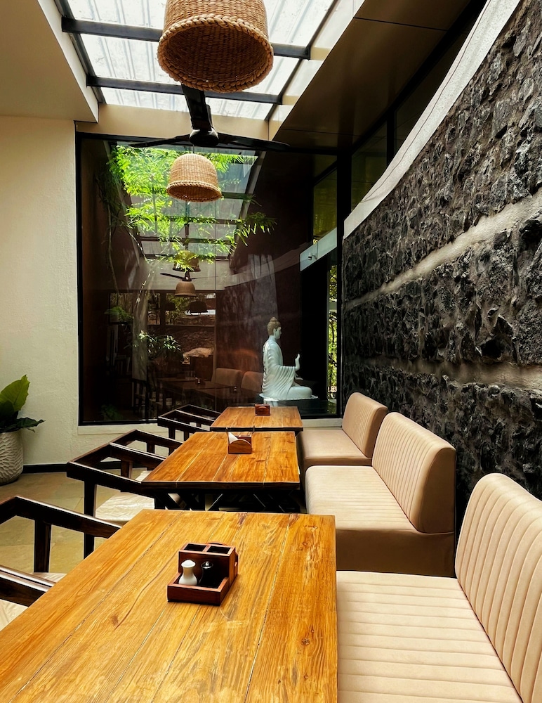 Bird's Nest Resort - Shahapur