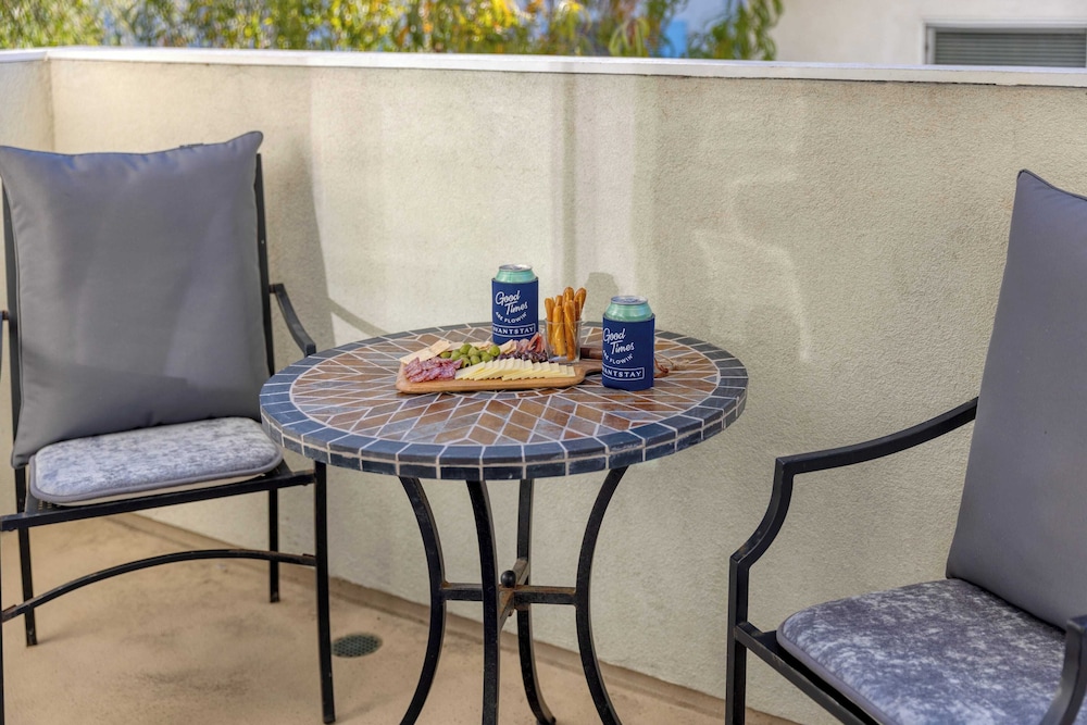 Casa do Sol by Avantstay Rooftop Deck w/ Ocean Views 2 Blocks to Beach!