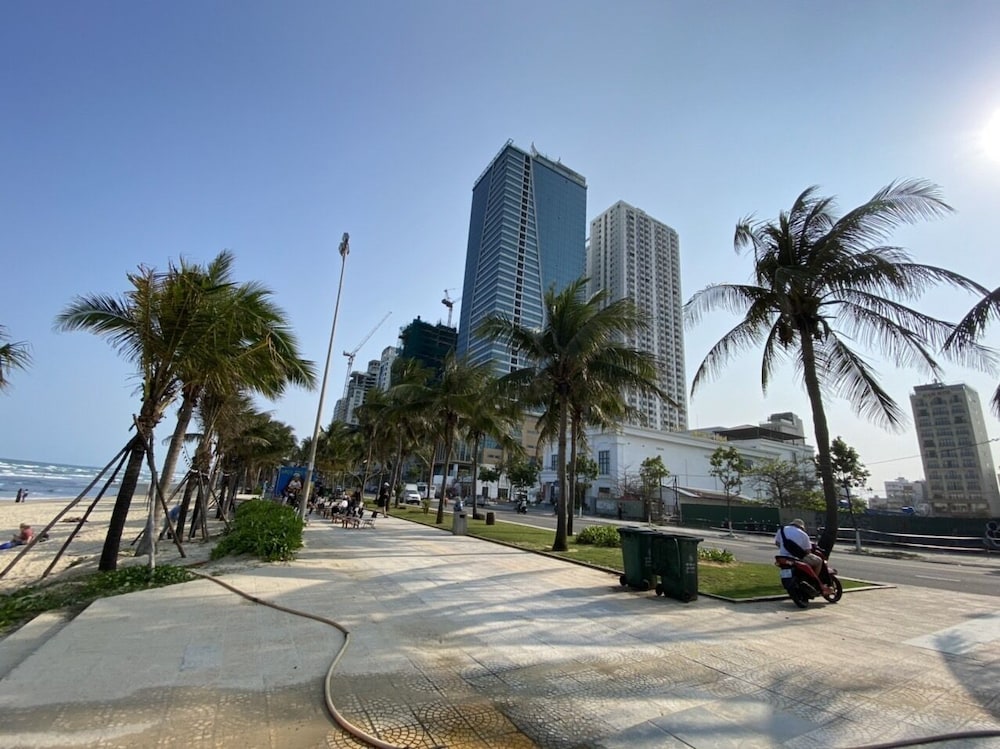 Photo 16