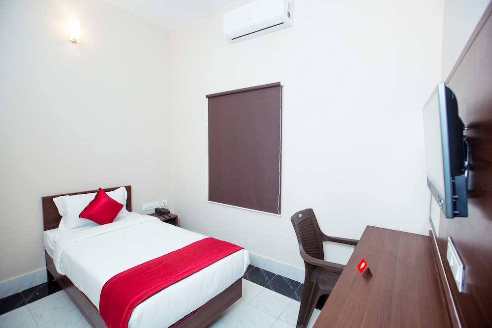 OYO 10789 Hotel Ranga Inn